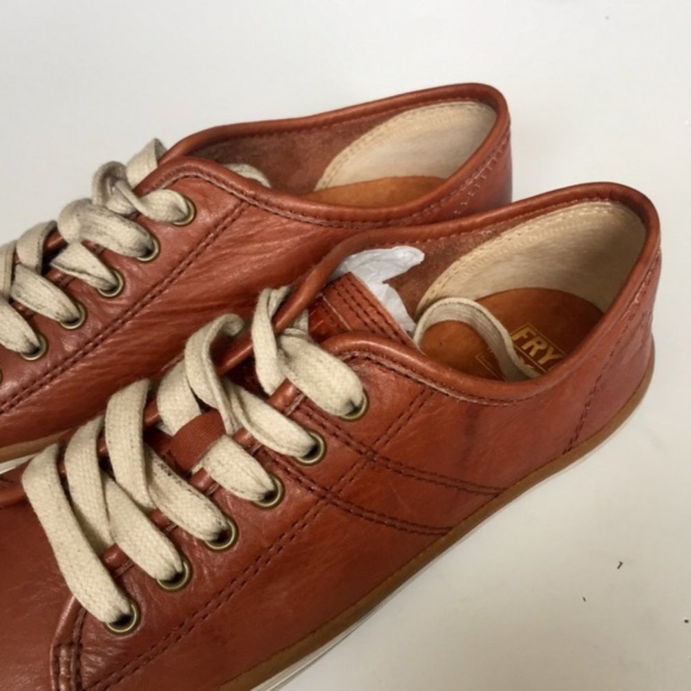 FRYE Betty Low Lace-D Saddle Brown Leather Lace Up Sneakers